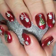 Benefits of acrylic nails & gel nails. 51 Festive Christmas Nail Art Ideas Holiday Nail Designs 2020 Guide Red Christmas Nails Christmas Gel Nails Holiday Nail Designs