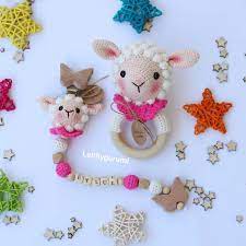 kuzu emzik zinciri tarifi gelsin mi gittigi yere mutluluk goturecek bir set daha hazir eylul bebek huzurla neseyle kull organic toy rattles amigurumi toys