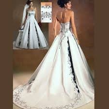 Famousipod Berbagi Informasi Tentang Pertanian Embroidered Wedding Dress Colored Wedding Dresses Bridal Dresses