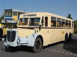 Traditionsbus Berlin 100 Jahre Strassenbahn In Cottbus Oldtimer Bus Alte Trucks Strassenbahn