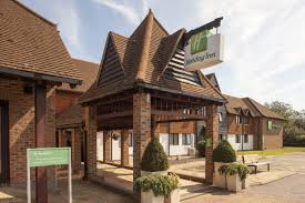0800 the 4* holiday inn kensington is just off kensington high street and offers an unusual combination for central london with its courtyard garden and. Holiday Inn Ashford Central Hotel Best Price Guaranteed