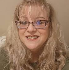 Who do you recommend for a nail artist in or around Limestone County, TX?