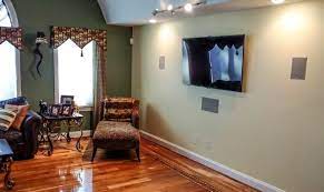 Samsung 60 Led Tv Wall Mounted With Boston Acoustic Hsi455 In Wall Speakers And A Boston Acoustic Hsi455w2 Led Tv Wall Mount In Wall Speakers Wall Mounted Tv