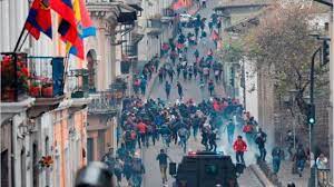 (cnn español) — el gobierno de ecuador declaró el estado de excepción por las protestas por la eliminación de los subsidios a la gasolina. Derecho Ecuador Estado De Excepcion