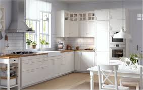 Cocinas de cabañas decoración de cocina decoración de cocina moderna diseño de cocina comedor fotos de cocina diseños de cocinas ikea. Los Cuatro Tipos De Cocinas Blancas Que Triunfan En 2020 Cocina Ikea Diseno De Cocina Decoracion De Cocina Diy
