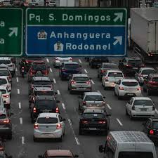 Já pensou em pagar taxa para ficar preso no trânsito? Entenda como a proposta funcionaria