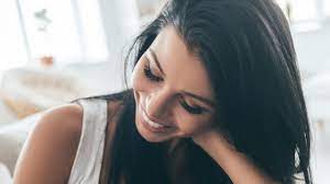 How To Get Rid Of Static Hair With 12 Quick Fixes | Self