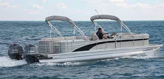 Bennington 30 Club Twin The 50 Mph Living Room Boats Com