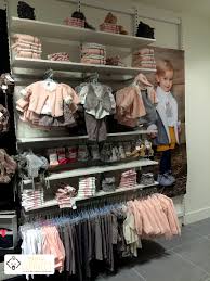 Et pour les petits garçons, l'enseigne propose. Nouveau Magasin Tape A L Oeil En Bretagne Maman Connect