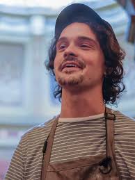 Artists keep 19th century decorative painting alive in Michigan's Capitol