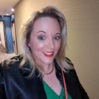 Ruth Mckim's Instagram, Twitter & Facebook