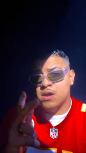 Hoy es Lunes para escuchar “Deseo Animal”🏖️❄️🔥, @santthiago___  @jvngprince.co @aplusrec , •, •, •, #afro #colombia #peru #beele #afrobeat  #playa #verano