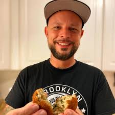 Mycology Outside: A Weekend Mushroom Retreat in Maine