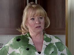 ITV Coronation Street's Jenny Connor says 'please stay' as Daisy Midgeley's  exit confirmed