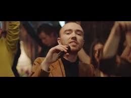 Love this amazing song by matt maltese, and the cover sung by sarah cothran. Matt Maltese As The World Caves In Lyrics Genius Lyrics