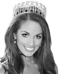 Miss Nebraska USA 2010 Belinda Wright