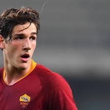 Lui si chiama nicolò zaniolo, è stato ceduto dall'inter alla roma in cambio di nainggolan. Zaniolo My Objective Is To Stay At Roma Forever Chiesa Di Totti