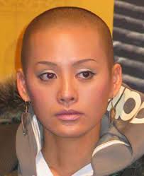 Oleh karena itu, gayarambut.co.id akan membahas mengenai beberapa tanaman penumbuh rambut botak yang ampuh dan mudah digunakan sendiri di rumah. Manfaat Kepala Botak Kompasiana Com