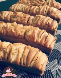 Cake Au Yaourt Pomme Amandes Avec Ou Sans Thermomix En 2020 Cake Au Yaourt Cake Moelleux Cuisine