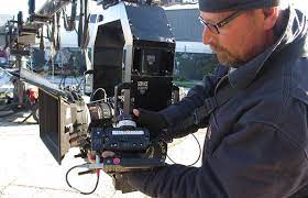 News 360 reviews takes an unbiased approach to our recommendations. Camera Crew Breakdown Jobs And Responsibilities