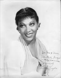 Black Actresses In Their 20s Pin By Glynnis On 20 S And 30 S Broadway Memorabelia African American Actress African American Actors Black Actors