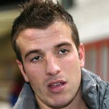 Ben heel blij dat ik een contract heb kunnen tekenen bij esbjerg', zegt van der vaart junior op de website. Rafael Van Der Vaart Net Worth Netherlands National Football Team Soccer Player