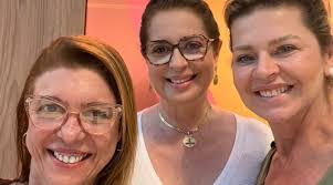 Cristina Wolf's Instagram, Twitter & Facebook