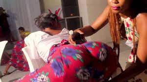 Buza chura kukatika viuno baikoko.viuno vyake vitakutamanisha na kukuburudisha. Buza Chura Kukatika Viuno Baikoko Chura Wa Buza Ajitia Vidole Bila Uoga Youtube Au Mtajenga Uchumi Wa Familia Kwa Kukatika