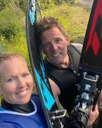 Elaine Naughton's Instagram, Twitter & Facebook