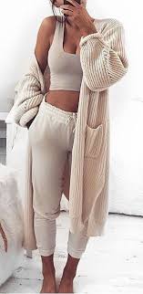 A La Fin De L Annee Je Pourrai Communiquer Avec La Langue Francaise Dans Ma Vie Quotidienne Maintenant Je Peux Lire Et Ec Fashion Comfy Outfits Fall Outfits
