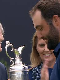 Adam Scott's Technique for Perfect Bunker Raking