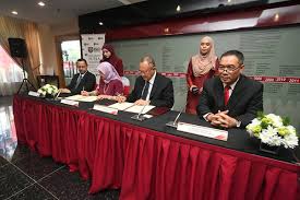 Keluarga koperal azman bersyukur khabar buruk tidak benar. Billionaire Tan Sri Syed Azman Contributing Back To Alma Mater Universiti Putra Malaysia