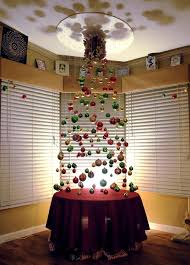 Minggu keempat peringatan hari ibu, libur hari natal dan tahun baru. 17 Pohon Natal Paling Kreatif Bisa Buat Referensi Natalmu