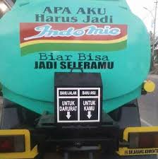 Sebelumnya, longsor dan jalan retak dipicu penurunan bahu jalan akibat struktur tanah melunak alias lembek. Fans Boy Candra Home Facebook