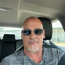 NEW: 5 arrested, charged in shooting, robbery near Baton Rouge smoke shop  Story:  https://www.louisianafirstnews.com/news/local-news/crime/17-year-old-arrested-charged-in-shooting-robbery-near-baton-rouge-smoke-shop/?utm_medium=social&utm_source  ...