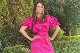 Galilea montijo is a mexican actress, comedian, model, and tv presenter. Galilea Montijo Se Desmaya Tras Sufrir Fuerte Caida En Su Regreso Al Programa Hoy Video 24 Horas