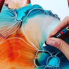 Ohhhh Yessss You Can Draw On Top Of A Freshly Artresined Surface As Julie Marie Design Is Demonstrating Here Let Y Resin Art Painting Alcohol Ink Art Ink Art