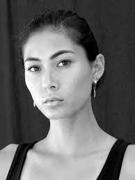 Leigh Yeager's Instagram, Twitter & Facebook