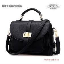 Terakhir, kami akan ulas soal harga dari jaket kulit wanita yang beredar di pasaran saat ini. Beli Tas Selempang Wanita Terbaru Dengan Harga Murah Rp75 000 Di Lapak Welvarend Shop Khangyanz Bandung Leather Crossbody Purse Black Leather Handbags Bags