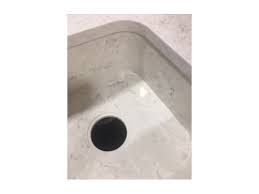 Un lavello a una vasca monoblocco. Incorrect Cosentino Silestone Integrity Sink Install Advice Please