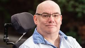 Cancer: Gay veteran sacked by RAF demands pension after diagnosis