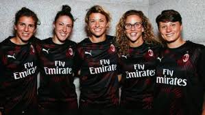 Milan femminile, è una delle squadre di calcio femminile più forti del campionato italiano di serie a. Il Milan Femminile Sceglie Ponte Di Legno Il Sogno E La Champions La Gazzetta Dello Sport