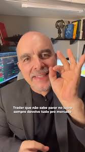 🎙️ Nesta quinta, o DestravaCast recebe Dan Teodoro. Mentorado da primeira  turma #DestravaTrader e hoje, fatura R$10.000 por dia no day trade. Não é  técnica. Não é sorte. É mentalidade. A consistência