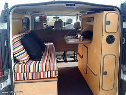 Découvrez dès maintenant tous nos modèles disponibles ! Galeria De Fotos De Furgonetas Camper Campervan Picture Gallery Amenagement Camionnette Amenagement Camping Car Amenagement T5