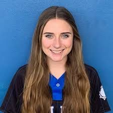 Sammi Thomas's Instagram, Twitter & Facebook