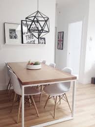 Choosing the wooden table with wide top and a wooden shelf under will be interesting. 10 Inspiring Small Dining Table Ideas That You Gonna Love Modern Dining Tables Quadros Para Sala De Jantar Decoracao Sala De Jantar Decoracao Sala De Jantar Pequena