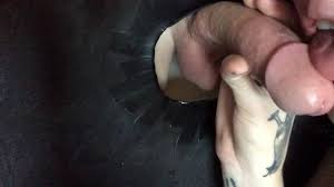 Amber gives sloppy head during first glory hole