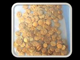 The site was hidden by the side of an old road which connected one of the largest treasure finds in poland, the famous medieval cache was uncovered in 1987 by locals. 435 Gold Coins Land Owner Finds 435 Gold Coins Hands Over To Cops Bengaluru News Times Of India