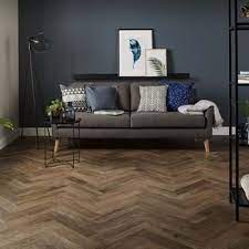 Amtico Spacia Noble Oak Ss5w3030 In Parquet Laying Pattern Luxury Vinyl Flooring Floor Tile Design Amtico Flooring