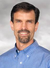 Andrew Bazemore's Instagram, Twitter & Facebook